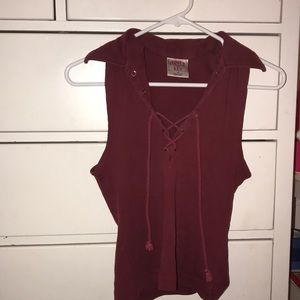 Vintage collared maroon tank
